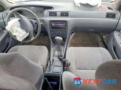 Zdjęcie 8 z 11 samochodu: 2000 TOYOTA CAMRY LE VIN:JT2BG22K8Y0458338 - miniatura