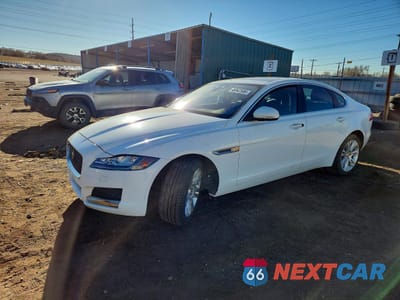 2016 JAGUAR XF PREMIUM SAJBJ4BV6GCY21121 - główne zdjęcie licytacji z USA - miniatura