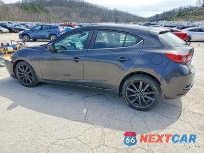 Drugie zdjęcie samochodu z przodu: 2018 MAZDA 3 TOURING VIN:3MZBN1L31JM240093 - miniatura