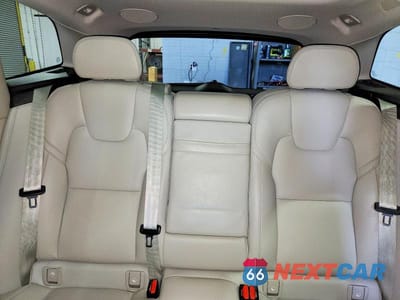 Zdjęcie 10 z 14 samochodu: 2021 VOLVO XC60 T8 RECHARGE INSCRIPTION VIN:YV4BR0DL2M1805031 - miniatura