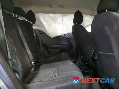 Zdjęcie 11 z 12 samochodu: 2023 KIA SPORTAGE LX VIN:KNDPU3AF8P7160913 - miniatura