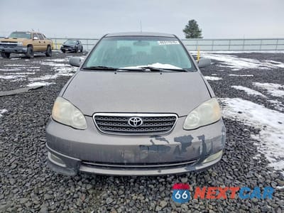 Piąte zdjęcie samochodu w środku: 2007 TOYOTA COROLLA S VIN:1NXBR32E37Z881848 - miniatura
