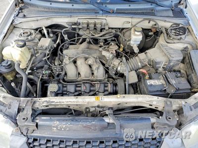 Zdjęcie 12 z 12 samochodu: 2005 FORD ESCAPE XLT VIN:1FMYU93175KA78668 - miniatura