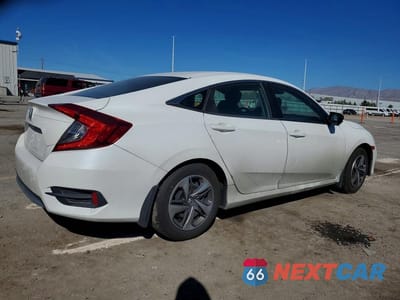 Trzecie zdjęcie samochodu z tyłu: 2019 HONDA CIVIC LX VIN:2HGFC2F65KH573131 - miniatura