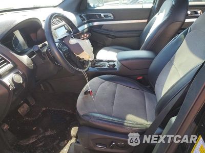 Zdjęcie 7 z 13 samochodu: 2017 FORD EXPLORER VIN:1FM5K8D83HGE37410 - miniatura