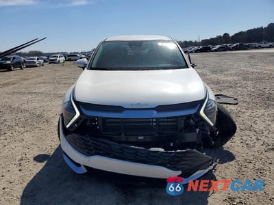Piąte zdjęcie samochodu w środku: 2025 KIA SPORTAGE HYBRID LX VIN:KNDPU3DG5S7223852 - miniatura
