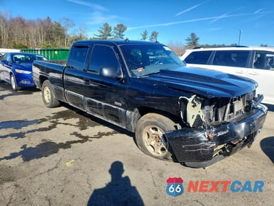 Czwarte zdjęcie samochodu z boku: 2003 CHEVROLET SILVERADO K1500 VIN:2GCEK19NX31388528 - miniatura