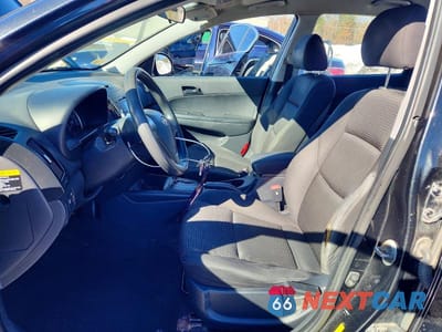 Zdjęcie 7 z 12 samochodu: 2010 HYUNDAI ELANTRA TOURING GLS VIN:KMHDB8AEXAU052939 - miniatura