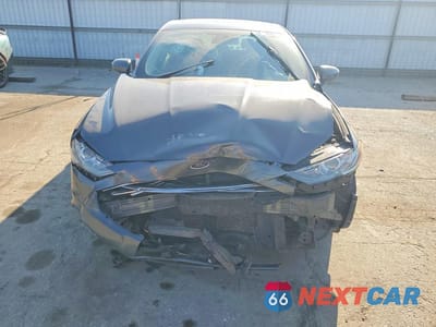 Piąte zdjęcie samochodu w środku: 2017 FORD FUSION SE VIN:3FA6P0H72HR171986 - miniatura