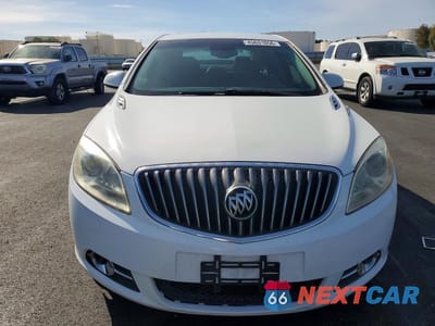 Piąte zdjęcie samochodu w środku: 2017 BUICK VERANO VIN:1G4PS5SK0H4100815 - miniatura