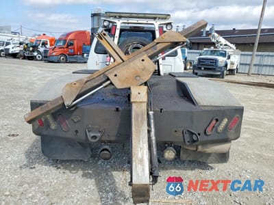 Zdjęcie 6 z 12 samochodu: 2001 FORD F450 SUPER DUTY VIN:1FDXF46F21EB13089 - miniatura