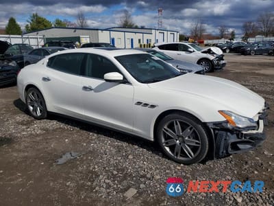 Czwarte zdjęcie samochodu z boku: 2017 MASERATI QUATTROPORTE S VIN:ZAM56RRA4H1230081 - miniatura