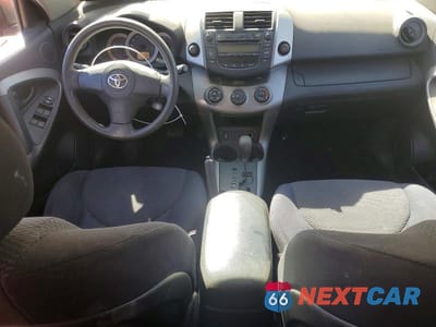 Zdjęcie 8 z 13 samochodu: 2006 TOYOTA RAV4 SPORT VIN:JTMZK32V865001940 - miniatura