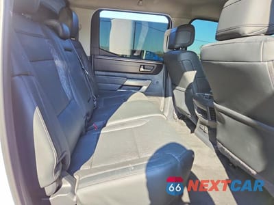 Zdjęcie 10 z 11 samochodu: 2024 TOYOTA TUNDRA SR5 VIN:5TFLA5DB5RX165078 - miniatura