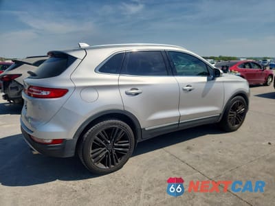 Trzecie zdjęcie samochodu z tyłu: 2016 LINCOLN MKC BLACK LABEL VIN:5LMTJ4DH9GUJ11191 - miniatura