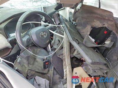 Zdjęcie 8 z 13 samochodu: 2019 TOYOTA RAV4 HYBRID LIMITED VIN:2T3DWRFV1KW018285 - miniatura