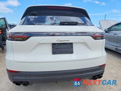 Zdjęcie 6 z 13 samochodu: 2022 PORSCHE CAYENNE VIN:WP1AA2AY6NDA06210 - miniatura