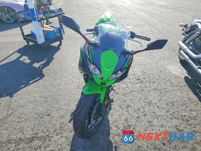 Drugie zdjęcie samochodu z przodu: 2024 KAWASAKI EX650 P VIN:ML5EXEP11RDAC8840 - miniatura