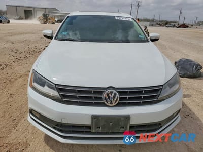Piąte zdjęcie samochodu w środku: 2018 VOLKSWAGEN JETTA SEL VIN:3VWL17AJ5JM211295 - miniatura