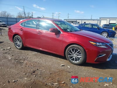 Czwarte zdjęcie samochodu z boku: 2017 LEXUS ES 350 BASE VIN:58ABK1GG8HU072312 - miniatura
