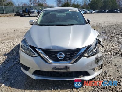 Piąte zdjęcie samochodu w środku: 2019 NISSAN SENTRA S VIN:3N1AB7AP8KY263402 - miniatura
