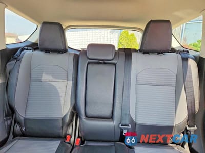 Zdjęcie 10 z 13 samochodu: 2019 FORD ESCAPE SE VIN:1FMCU0GDXKUB75793 - miniatura