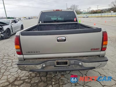 Zdjęcie 6 z 11 samochodu: 2001 GMC NEW SIERRA C1500 VIN:2GTEC19T011214427 - miniatura