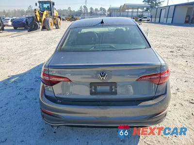 Zdjęcie 6 z 11 samochodu: 2023 VOLKSWAGEN JETTA S VIN:3VW5M7BU8PM013019 - miniatura