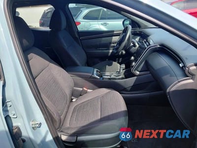 Piąte zdjęcie samochodu w środku: 2022 HYUNDAI SANTA CRUZ SEL VIN:5NTJCDAE0NH017020 - miniatura