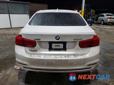 Zdjęcie 6 z 12 samochodu: 2016 BMW 328 XI SULEV VIN:WBA8E3G53GNU01334 - miniatura