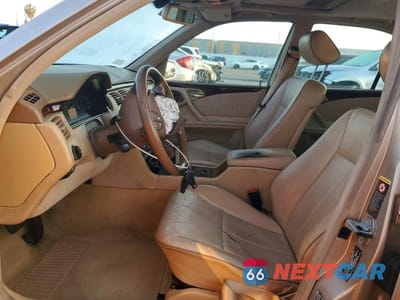 Zdjęcie 7 z 11 samochodu: 2001 MERCEDES-BENZ E 320 VIN:WDBJF65J81B343974 - miniatura