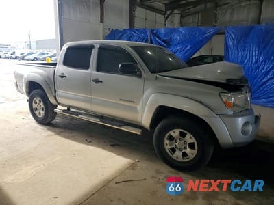 Czwarte zdjęcie samochodu z boku: 2007 TOYOTA TACOMA V6 VIN:3TMLU42N57M012444 - miniatura