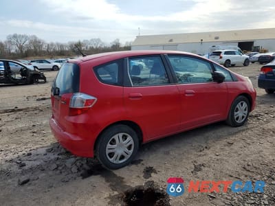 Trzecie zdjęcie samochodu z tyłu: 2011 HONDA FIT VIN:JHMGE8H34BS002885 - miniatura