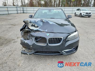 Piąte zdjęcie samochodu w środku: 2016 BMW 228I VIN:WBA1F9C57GV742548 - miniatura