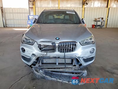 Piąte zdjęcie samochodu w środku: 2018 BMW X1 SDRIVE28I VIN:WBXHU7C36J5H42208 - miniatura