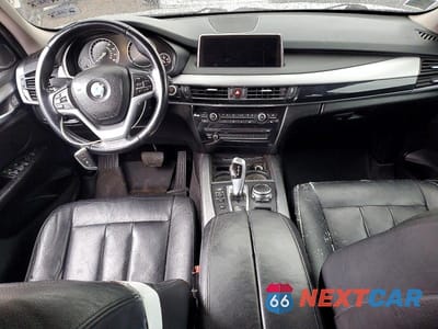 Zdjęcie 8 z 12 samochodu: 2015 BMW X5 XDRIVE35D VIN:5UXKS4C55F0N07534 - miniatura