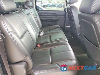 Zdjęcie 10 z 12 samochodu: 2012 GMC SIERRA K3500 SLE VIN:1GT423C82CF135870 - miniatura