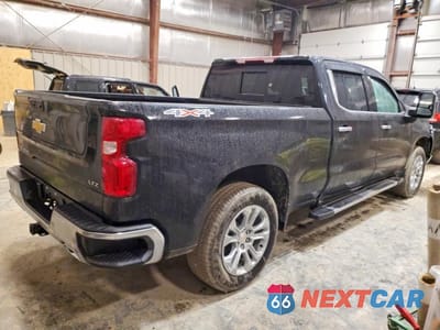 Trzecie zdjęcie samochodu z tyłu: 2025 CHEVROLET SILVERADO K1500 LTZ VIN:3GCUKGE89SG207035 - miniatura