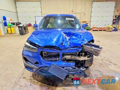 Piąte zdjęcie samochodu w środku: 2021 BMW X1 XDRIVE28I VIN:WBXJG9C07M5T19035 - miniatura