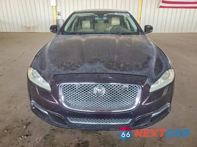 Piąte zdjęcie samochodu w środku: 2013 JAGUAR XJL PORTFOLIO VIN:SAJWA2GB6DLV40422 - miniatura