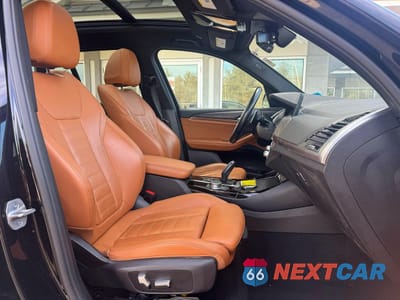 Piąte zdjęcie samochodu w środku: 2021 BMW X3 XDRIVE30I VIN:5UXTY5C09M9H28918 - miniatura