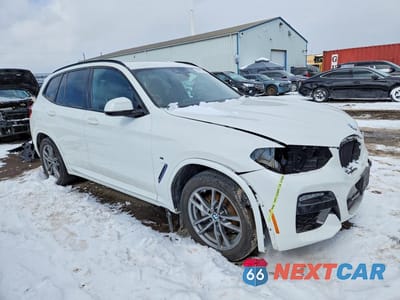 Czwarte zdjęcie samochodu z boku: 2020 BMW X3 XDRIVE30I VIN:5UXTY5C00L9B58502 - miniatura