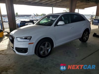 2015 AUDI Q3 PREMIUM PLUS WA1EFCFS1FR012137 - główne zdjęcie licytacji z USA - miniatura