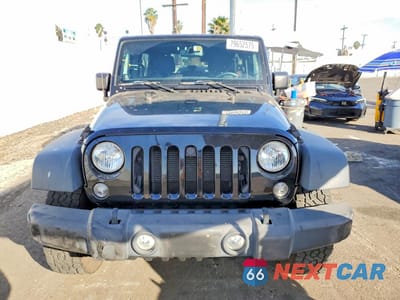 Piąte zdjęcie samochodu w środku: 2014 JEEP WRANGLER UNLIMITED SPORT VIN:1C4BJWDGXEL270214 - miniatura