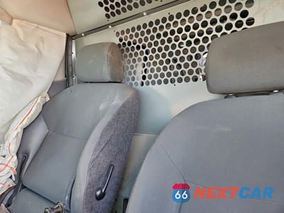 Zdjęcie 10 z 13 samochodu: 2020 NISSAN NV200 DELIVERY VAN VIN:3N6CM0KN1LK693732 - miniatura