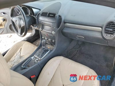 Zdjęcie 8 z 12 samochodu: 2009 MERCEDES-BENZ SLK 300 VIN:WDBWK54F09F191525 - miniatura