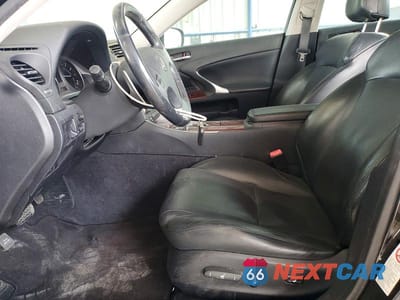 Zdjęcie 7 z 12 samochodu: 2008 LEXUS IS 350 BASE VIN:JTHBE262X85021420 - miniatura