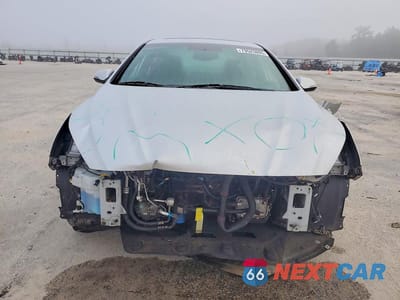 Piąte zdjęcie samochodu w środku: 2018 HYUNDAI SONATA SPORT VIN:5NPE34AF1JH680633 - miniatura
