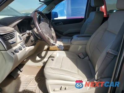Zdjęcie 7 z 13 samochodu: 2017 GMC YUKON DENALI VIN:1GKS2CKJ7HR130444 - miniatura