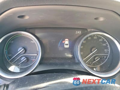 Zdjęcie 9 z 12 samochodu: 2020 TOYOTA CAMRY HYBRID XLE VIN:4T1F31AK5LU540136 - miniatura